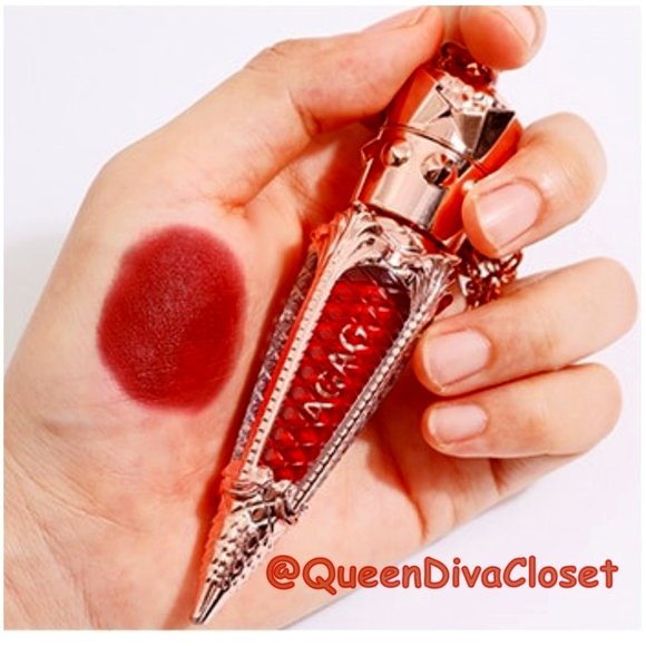 Queen's Scepter Red Vile Pendent Matte Velvet Liquid Lipstick Burgundy 03 - Picture 1 of 7
